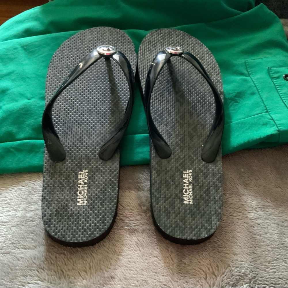 Michael Kors Black Textured Logo Flip Flops